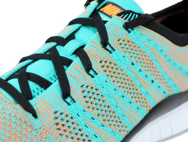FREE FLYKNIT NSW 599459-301 - 6