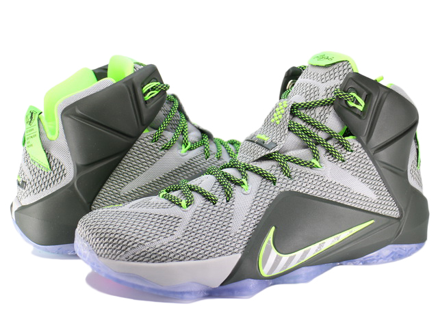 LEBRON 12 684593-001 - 1