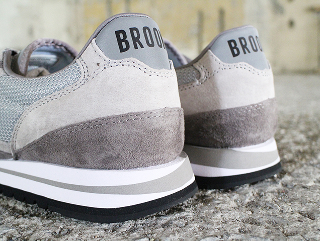 BROOKS HERITAGE CHARIOT01
