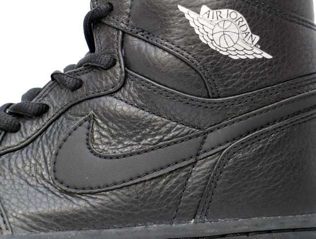 AIR JORDAN 1 (2001ADDITION) 136060-002 - 4