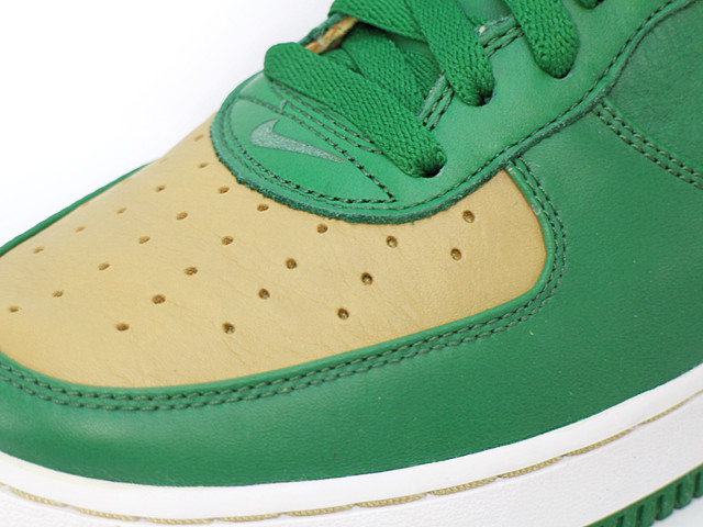 Air force 1 ra 膽峄漣 n膬m n脿o top