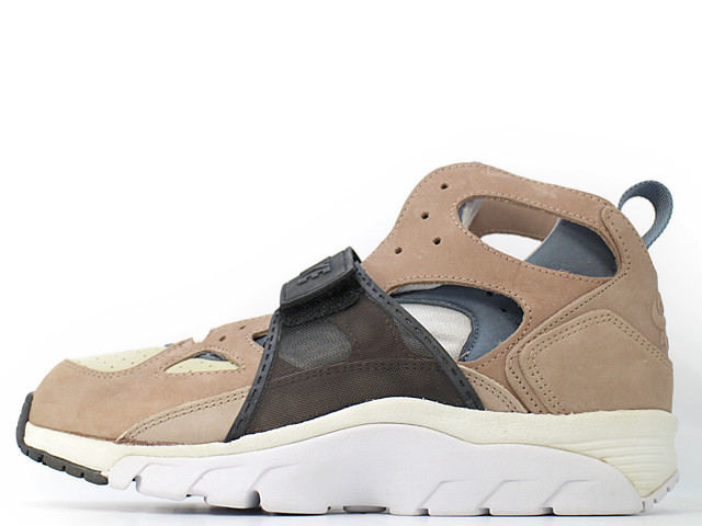 Nike AIR TRAINER HUARACHE