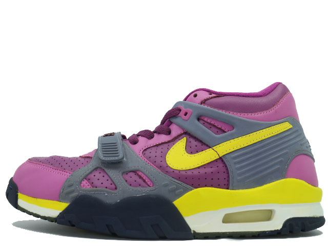 AIR TRAINER 3 B 679066-571