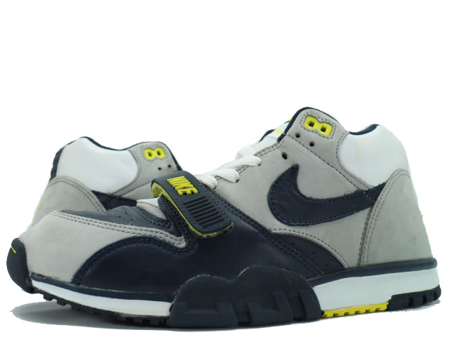 AIR TRAINER 1 679039-141 - 1