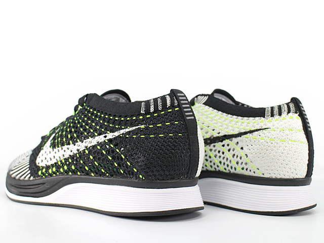 FLYKNIT RACER 526628-011-2015 - 2