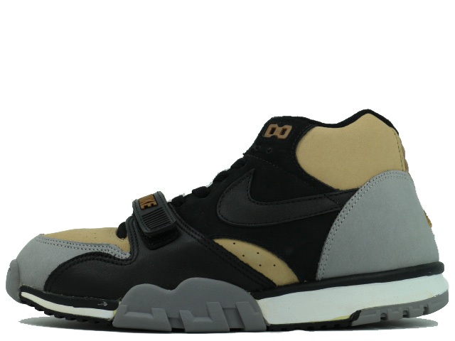 AIR TRAINER 1 679039-002