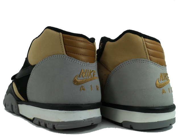 AIR TRAINER 1 679039-002 - 2