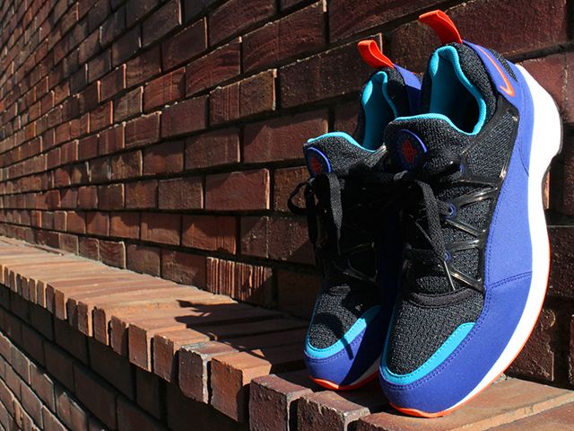 NIKE AIR HUARACHE LIGHT01