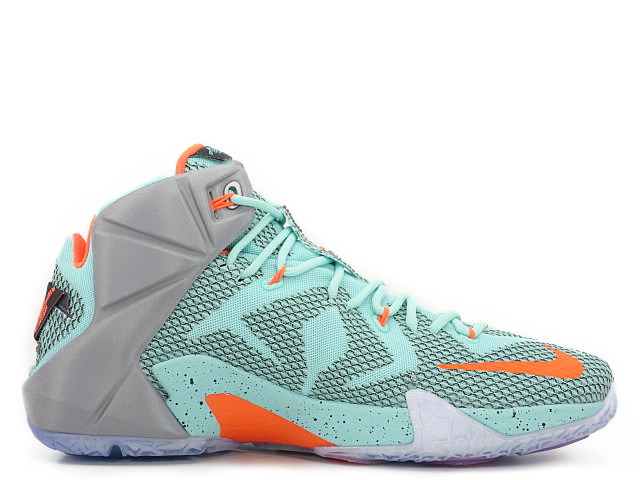 LEBRON 12 684593-301 - 3