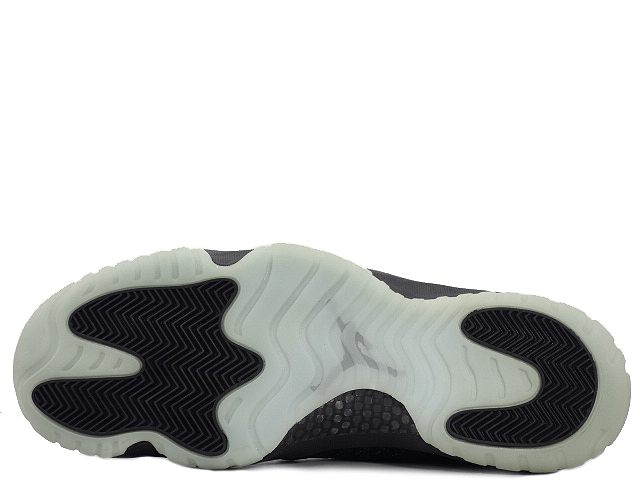 AIR JORDAN FUTURE PREMIUM 652141-003 - 4