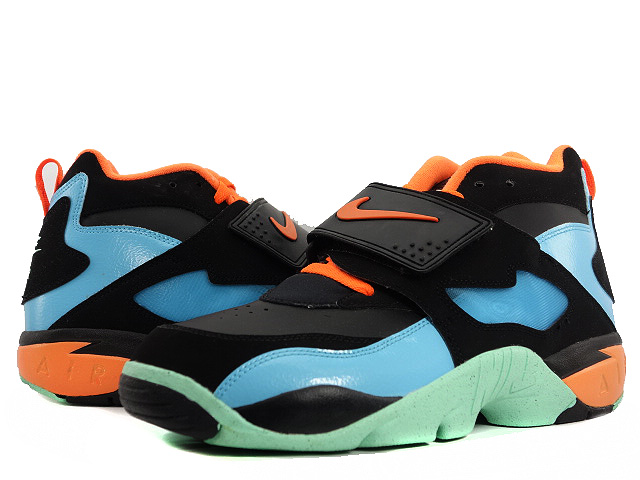 AIR DIAMOND TURF 309434-010 - 2