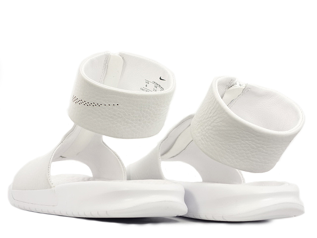 WMNS BENASSI CUFF LUX 819684-100 - 2