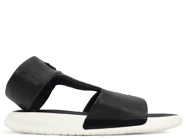 WMNS BENASSI CUFF LUX 819684-001 - 3