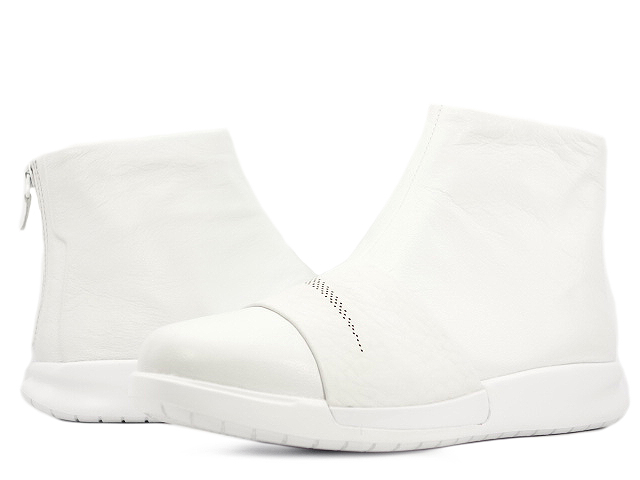 WMNS BENASSI BOOT LUX 819683-100 - 1
