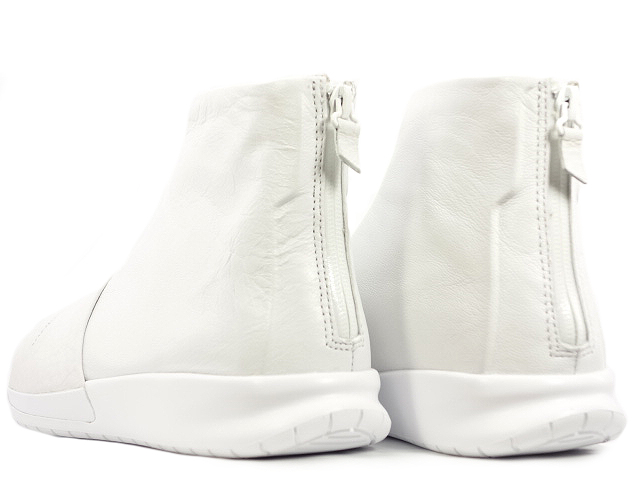 WMNS BENASSI BOOT LUX 819683-100 - 2