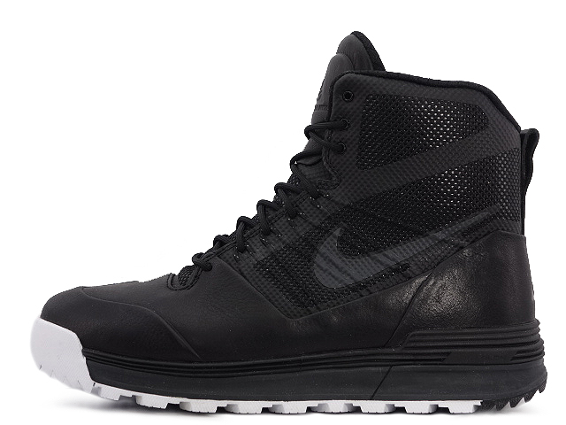 Nike arktos top