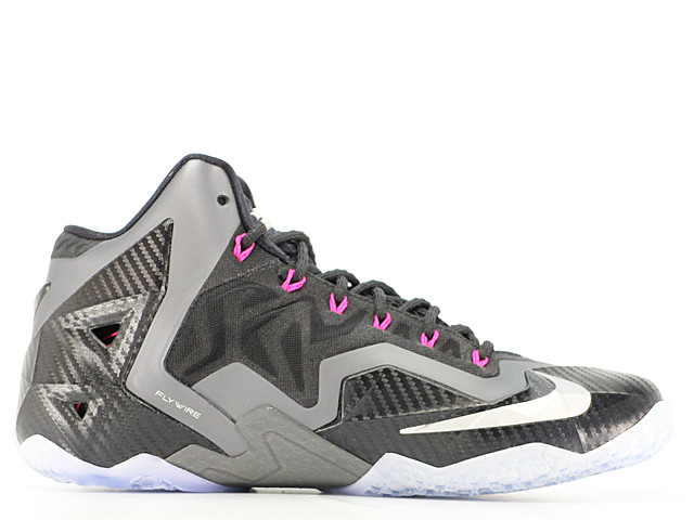 LEBRON 11 616175-003 - 3