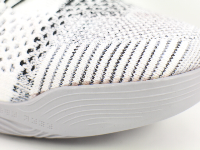 KOBE 9 ELITE LOW 639045-101 - 8