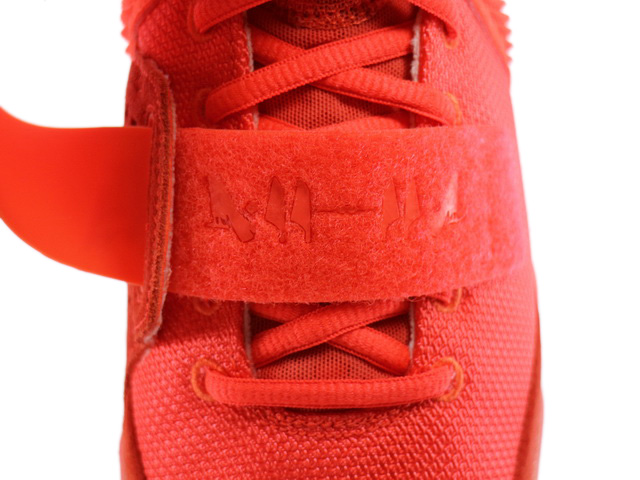 AIR YEEZY 2 SP 508214-660 - 9