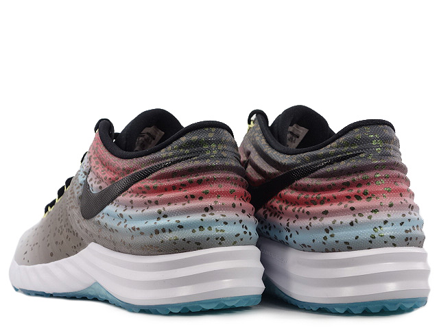 LUNAR TROUT 2 TURF 807122-603 - 2