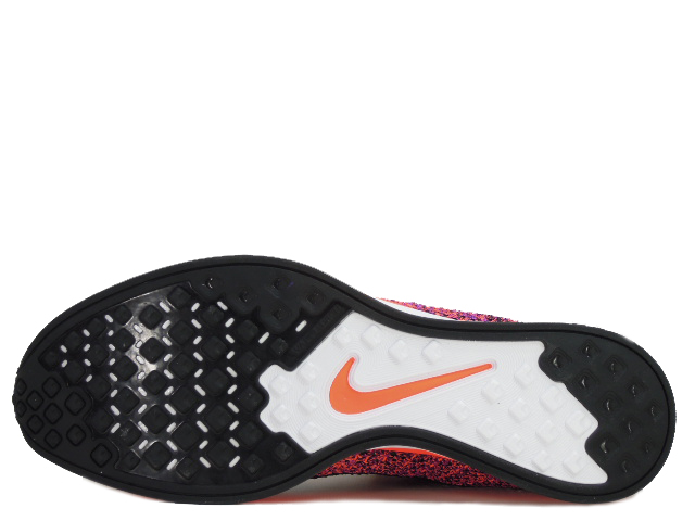 FLYKNIT RACER 526628-008 - 4