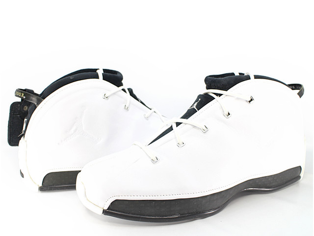 AIR JORDAN 18.5 306890-101 - 1