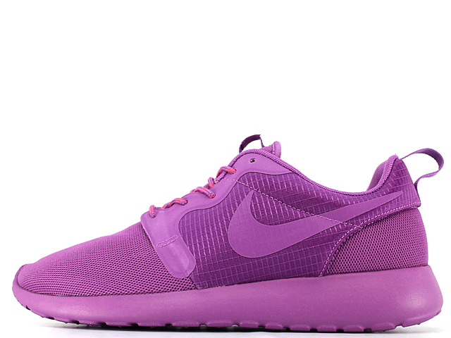 WMNS ROSHERUN HYP