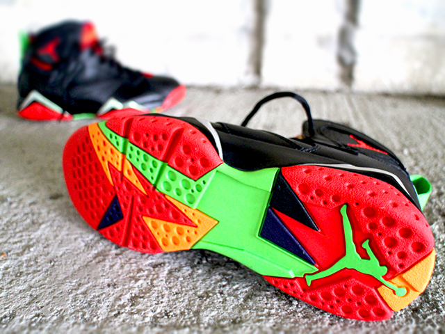 NIKE AIR JORDAN 7 RETRO01