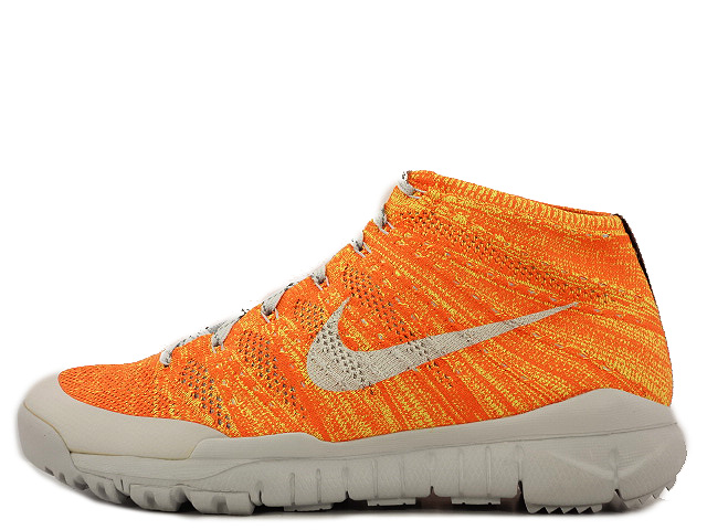 flyknit chukka sfb