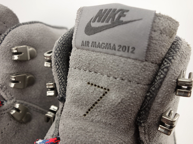 AIR MAGMA 2012 524919-010 - 5