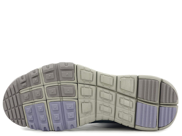 FLYKNIT TRAINER CHUKKA SFB SP 652961-330 - 4