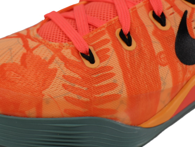 KOBE 9 646701-880 - 6