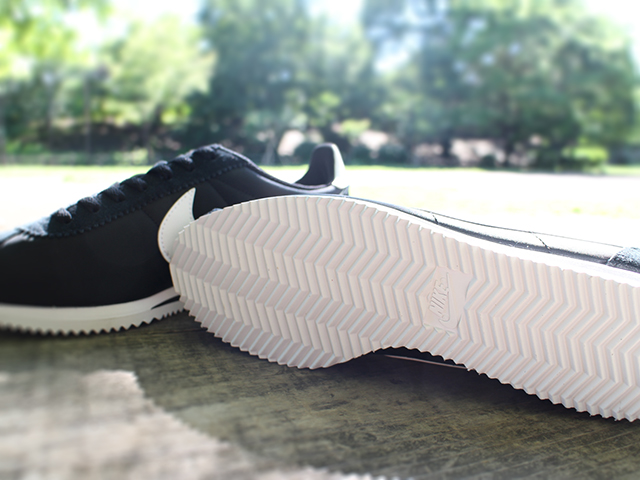CLASSIC CORTEZ NYLON “BLACK/WHITE”01