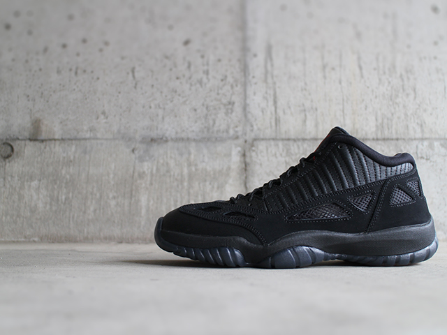 NIKE AIR JORDAN 11 RETRO LOW “REFEREE 2015”01