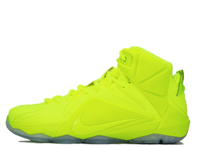 NIKEナイキ レブロン12 EXT ボルト／ボルト-ホワイト-ブラック 国内8月29日発売予定】 ナイキ レブロン12 EXT ボルト/ボルト