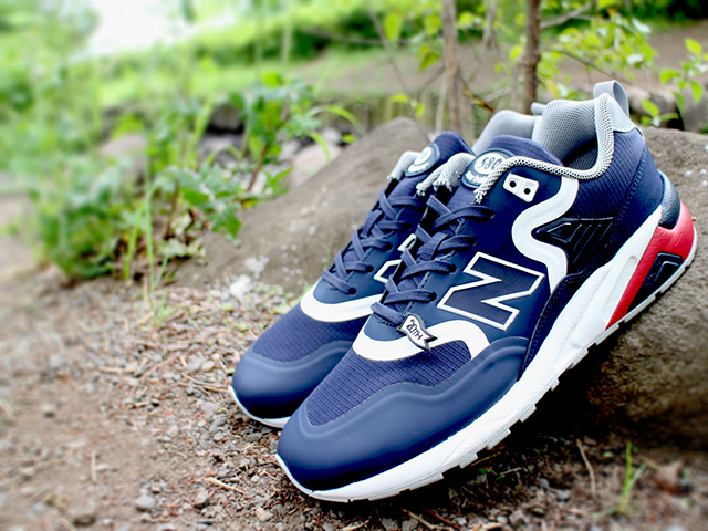 NEW BALANCE MRT580 TM01