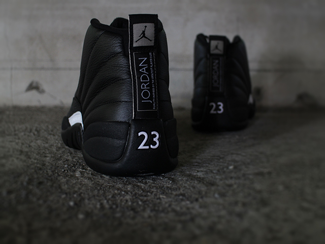 NIKE AIR JORDAN 12 RETRO01