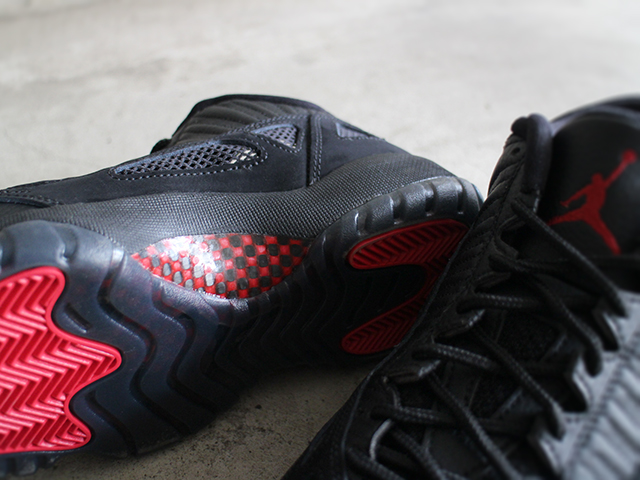 NIKE AIR JORDAN 11 RETRO LOW “REFEREE 2015”01