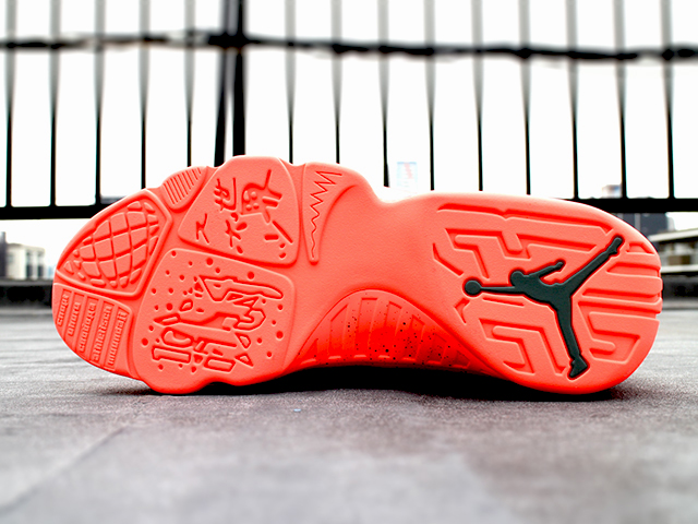 NIKE AIR JORDAN 9 RETRO LOW “BRIGHT MANGO/HASTA-GHOST GREEN”01