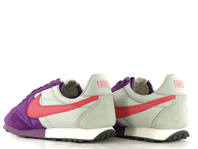 WMNS PRE MONTREAL RACER VNTG 555258-500 - 2