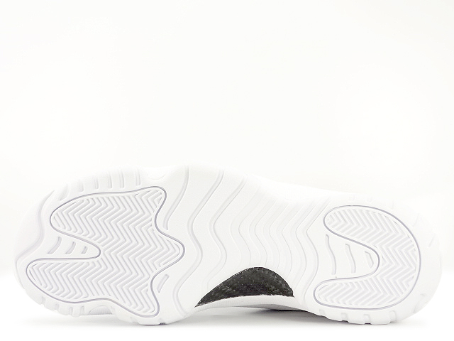 AIR JORDAN FUTURE LOW 718948-100 - 4