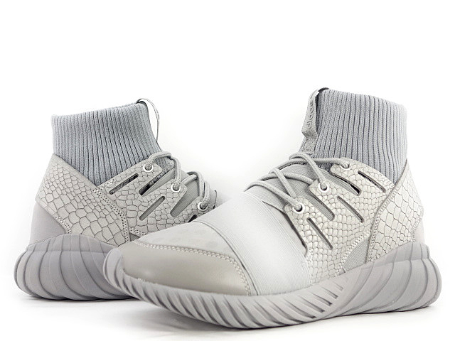 TUBULAR DOOM S74791 - 1