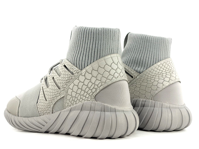 TUBULAR DOOM S74791 - 2