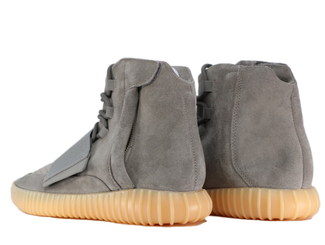 YEEZY BOOST 750 BB1840 - 2