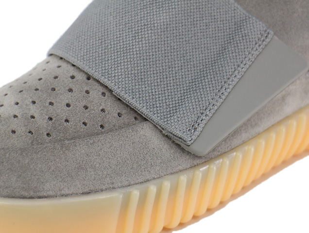 YEEZY BOOST 750 BB1840 - 5