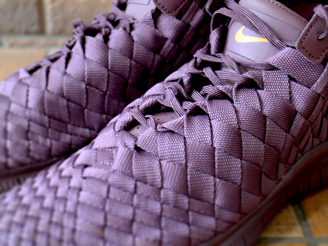 NIKE FREE INNEVA WOVEN MID SP01
