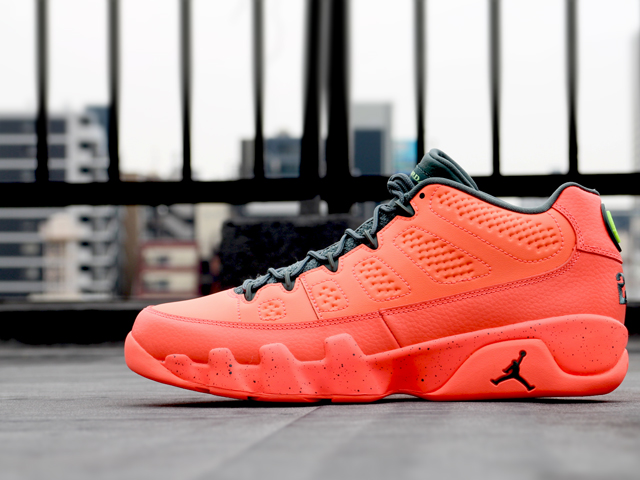 NIKE AIR JORDAN 9 RETRO LOW “BRIGHT MANGO/HASTA-GHOST GREEN”01