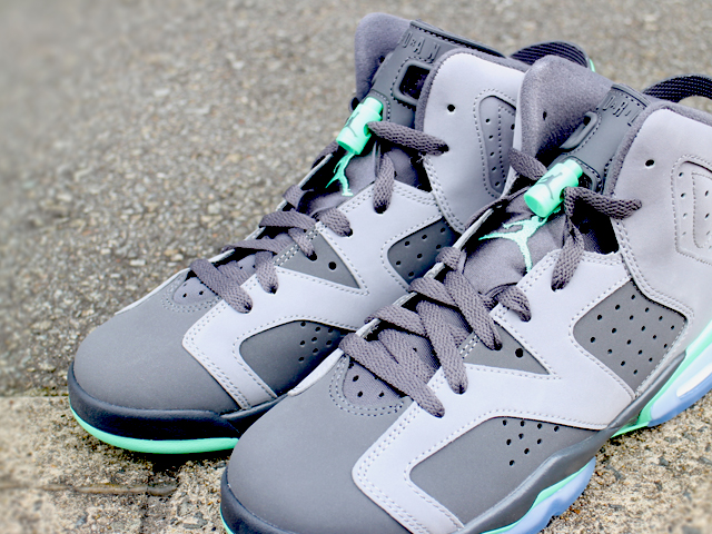 NIKE AIR JORDAN 6 RETRO GG01