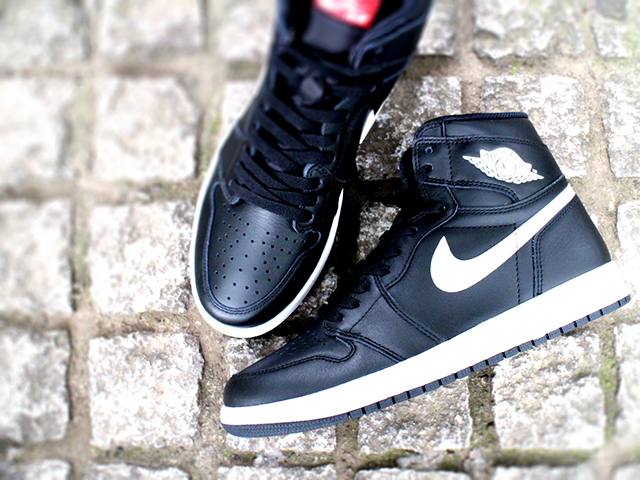 NIKE AIR JORDAN 1 RETRO HIGH OG “YIN YANG PACK-BLACK”01