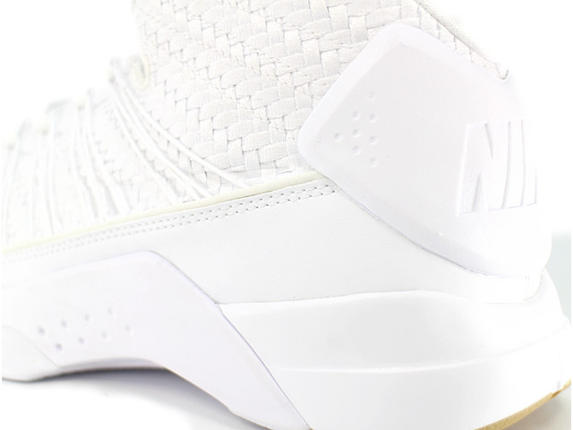 HYPERDUNK LUX 818137-100 - 6